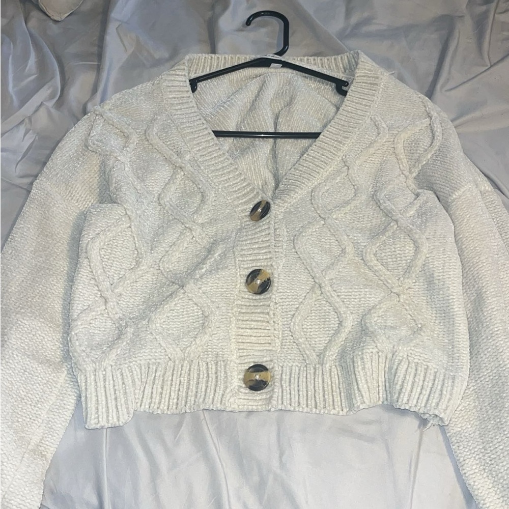 Cropped Cozy White Cable Knit Sweater